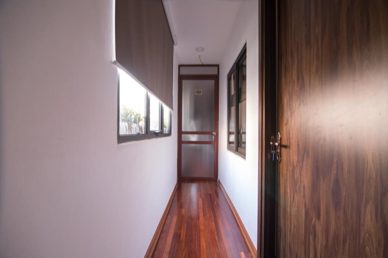 Reddoorz Yen Phu Street Hotel Hanoi Eksteriør billede